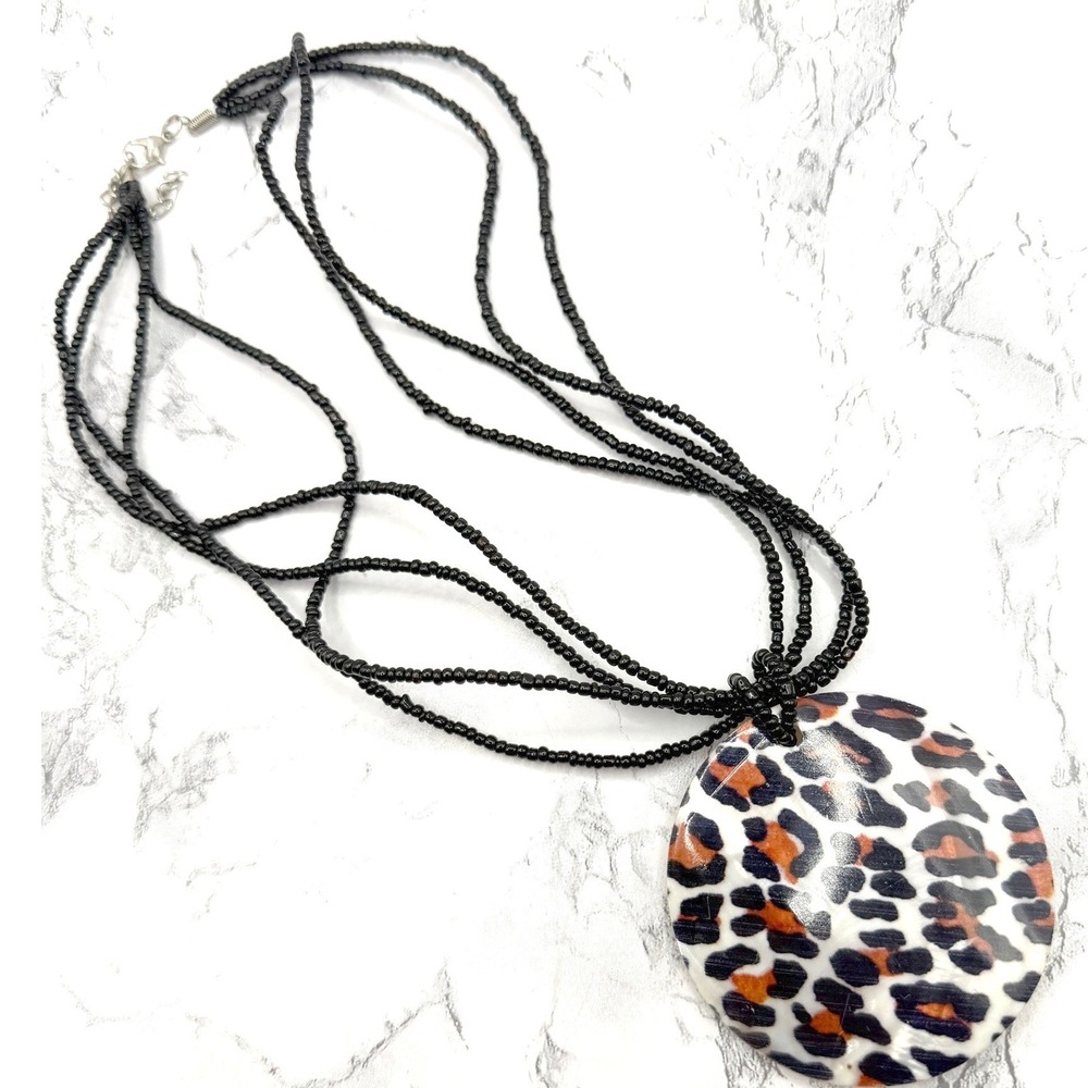 Leopard Print‎ Shell Statement Necklace Multi Strand Beaded Pendant